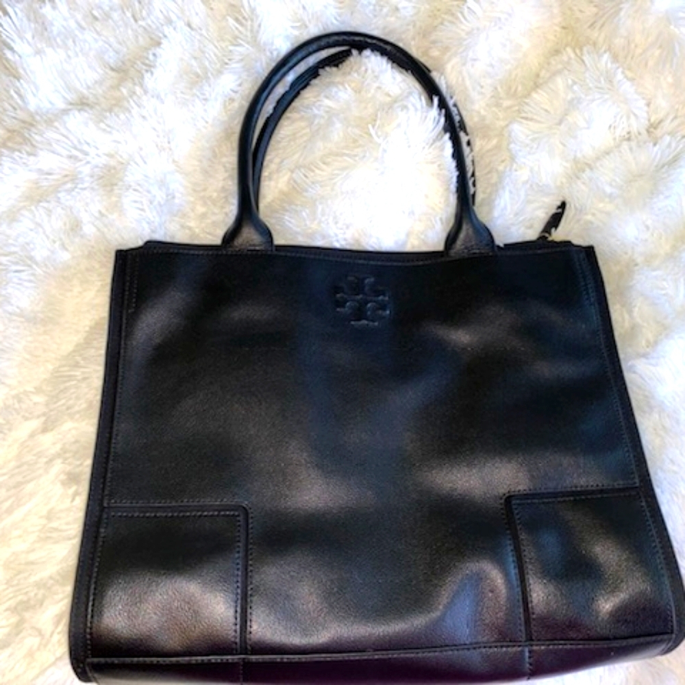 Large Tory Burch Tote - Picture 1 of 4